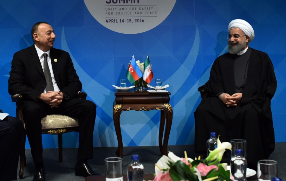 Состоялась встреча Президента Азербайджана Ильхама Алиева и Президента Ирана Хасана Роухани ВИДЕО