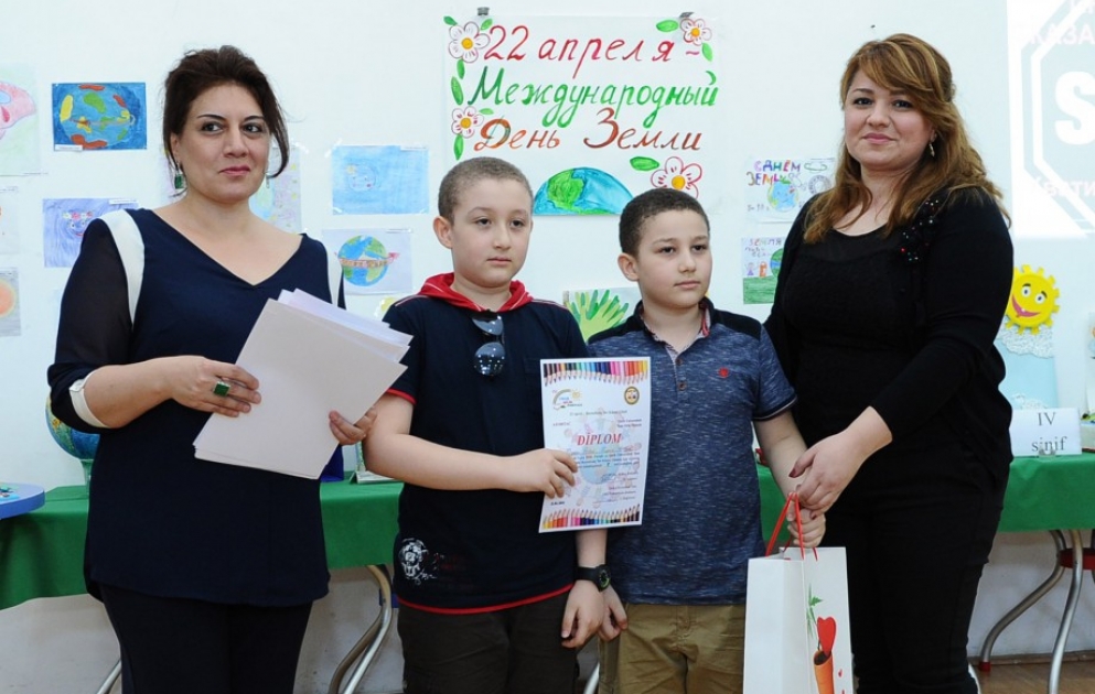 АЗЕРТАДЖ и Школа Западного Университета подвели итоги конкурса, посвященного Дню Земли ВИДЕО