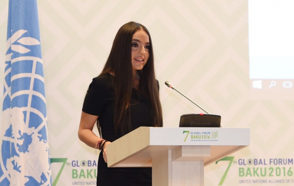 Лейла Алиева призвала молодежь - участников форума - принять активное участие в защите окружающей среды ВИДЕО