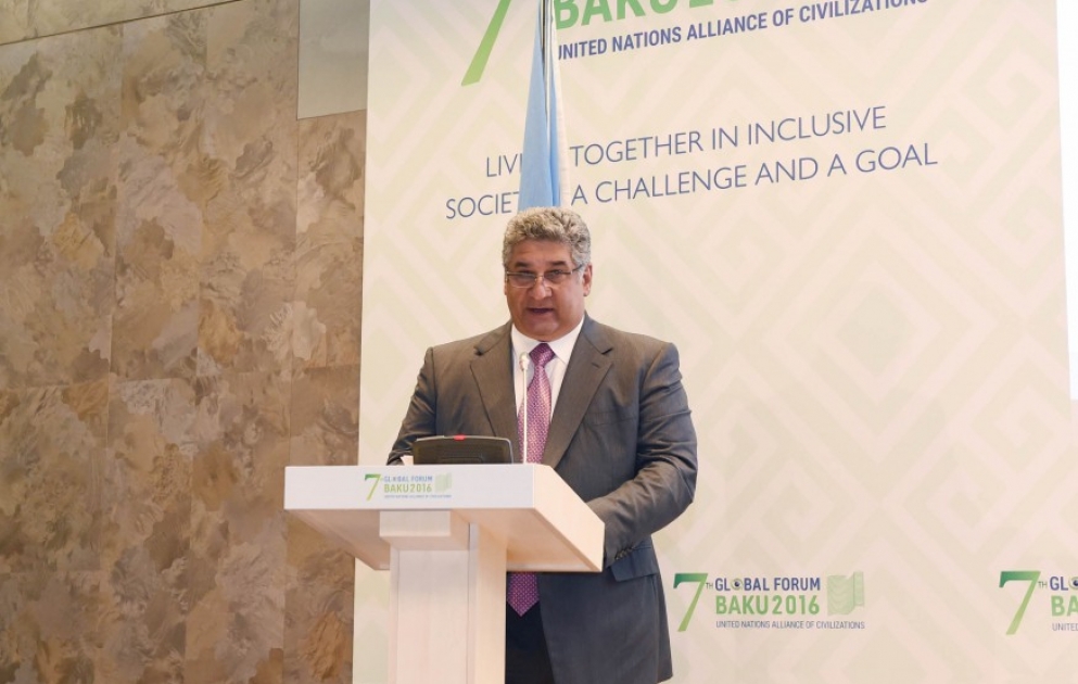 Azad Rəhimov: Gənclərin təşəbbüs və təklifləri dünyada mövcud problemlərin həllinə mühüm töhfə verə bilər VİDEO