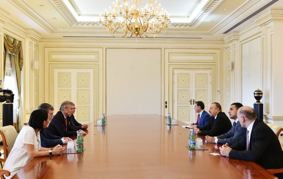 President Ilham Aliyev received delegation led by member of National Assembly of France Jean-Francois Mancel VIDEO