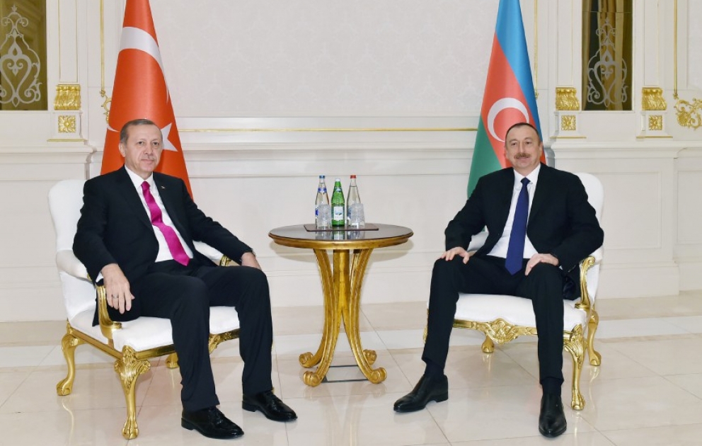 Le président Ilham Aliyev rencontre son homologue turc Recep Tayyip Erdogan VIDEO
