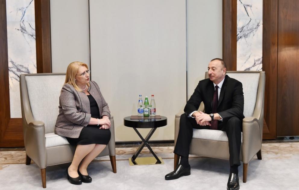 Президент Азербайджана Ильхам Алиев встретился с Президентом Мальты Марией-Луизой Колейро Прекой ВИДЕО