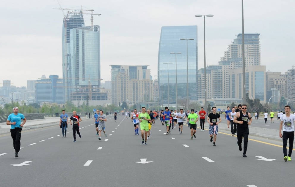 Rahida Aslanova becomes winner of Baku Marathon 2016 among women [UPDATED ] VIDEO