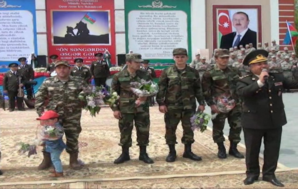 Qusarlılar ön səngərdən gələnləri böyük coşqu ilə qarşılayıb VİDEO