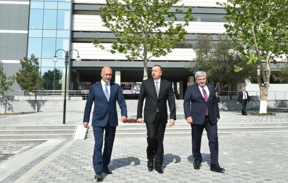 Prezident İlham Əliyev Heydər bağında yaradılan şəraitlə tanış olub VİDEO