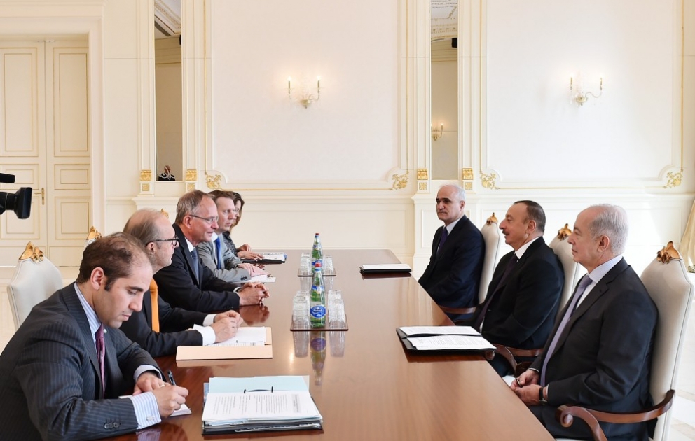 President Ilham Aliyev received delegation led by Dutch Minister of Economic Affairs VIDEO