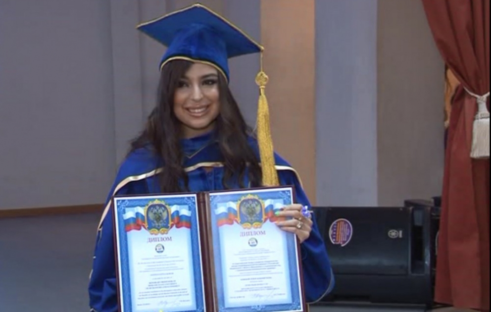 Leyla Əliyevaya Moskva Dövlət Humanitar İqtisad Universitetinin fəxri professoru diplomu təqdim olunub [YENİLƏNİB] VİDEO