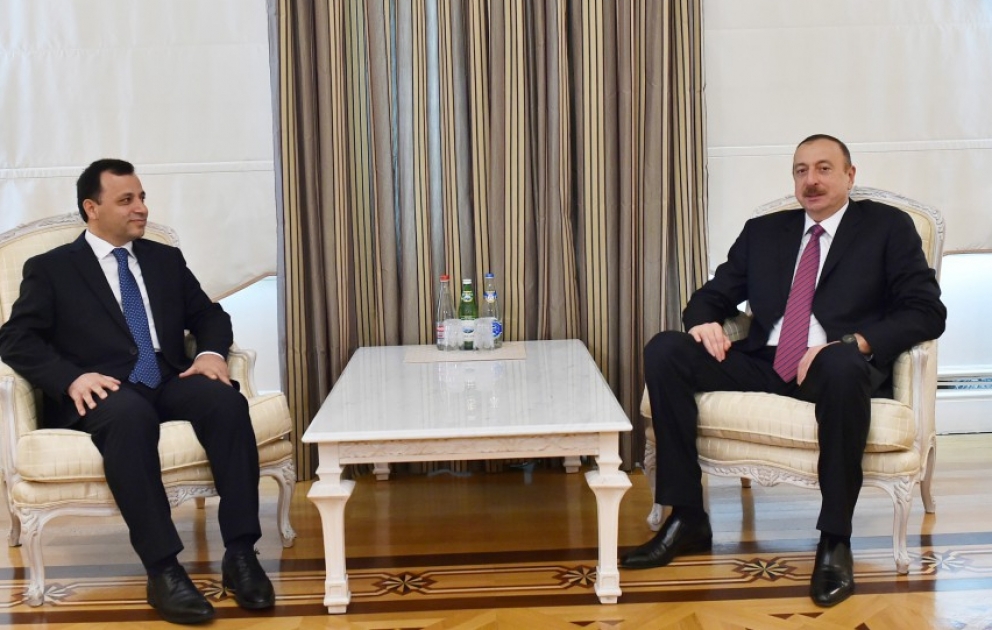 Präsident Ilham Aliyev empfängt eine Delegation um Vorsitzenden des türkischen Verfassungsgerichts VIDEO
