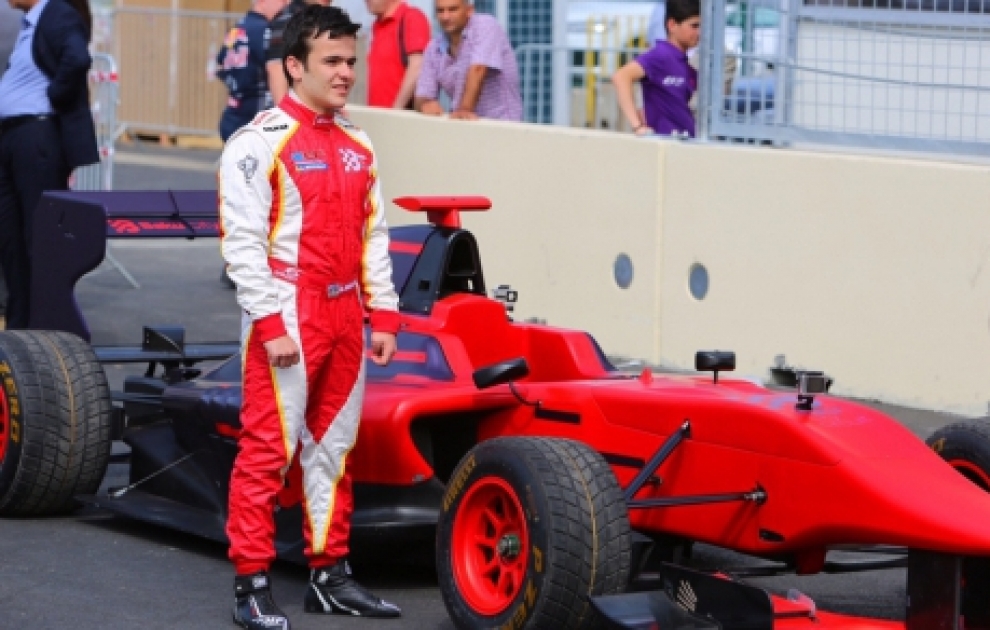 Azərbaycan pilotu Bakıda “Formula-1” trekini sınaqdan keçirib VİDEO