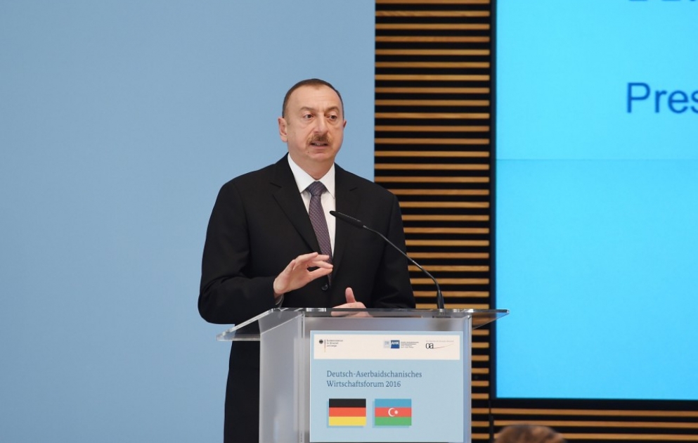 Le président Ilham Aliyev participe à l’ouverture du Forum économique azerbaïdjano-allemand VIDEO