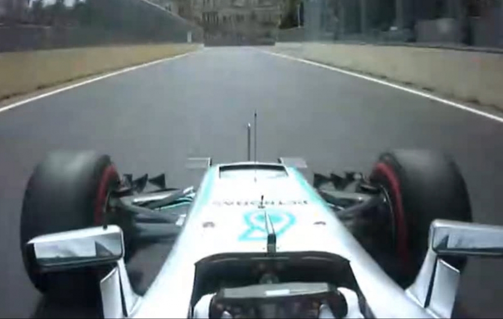Formula-1 Avropa Qran-prisinin birinci test yürüşündə maraqlı hadisə baş verib [YENİLƏNİB] VİDEO