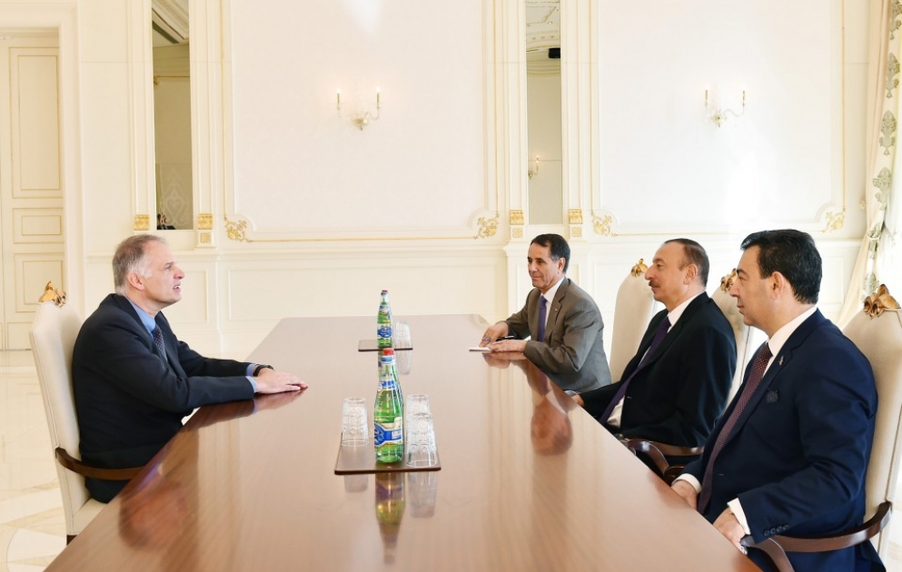 Entretien du président Ilham Aliyev avec le sénateur belge Alain Destexhe VIDEO
