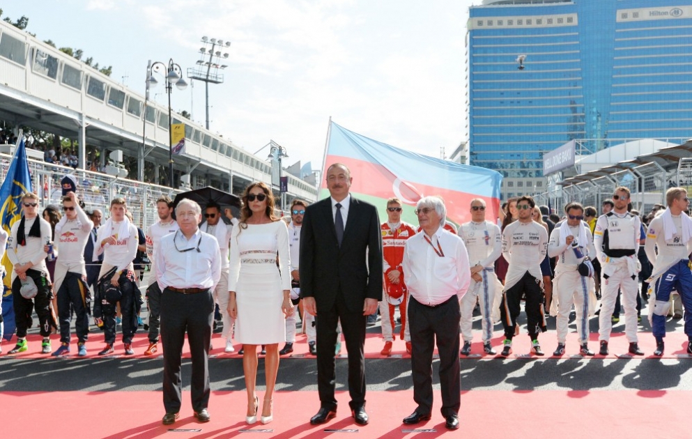 Bakıda keçirilən Formula-1 Avropa Qran-prisi uğurla başa çatdı Azərbaycan Prezidenti İlham Əliyev Qran-prinin açılış mərasiminə və final yarışına baxıb VİDEO
