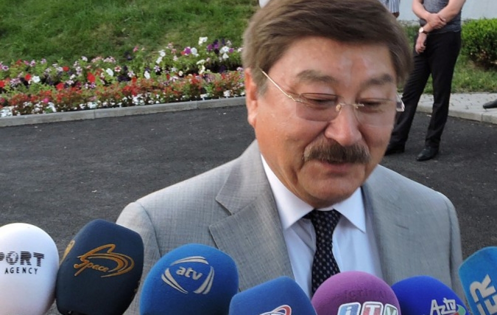 Düsen Kaseinov: Yumor və şirniyyat şəhəri Şəkidə yenidən olmağımızdan çox şadıq VİDEO