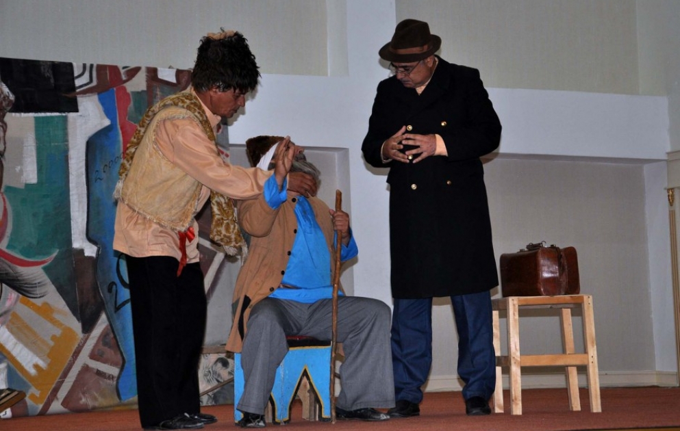 Lənkəran Dövlət Dram Teatrının truppası Cəlilabadda qastrol səfərində olub VİDEO