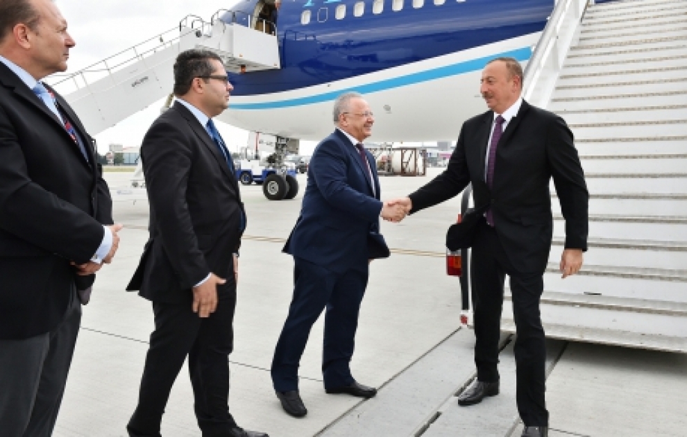 Präsident Ilham Aliyev in Polen VIDEO