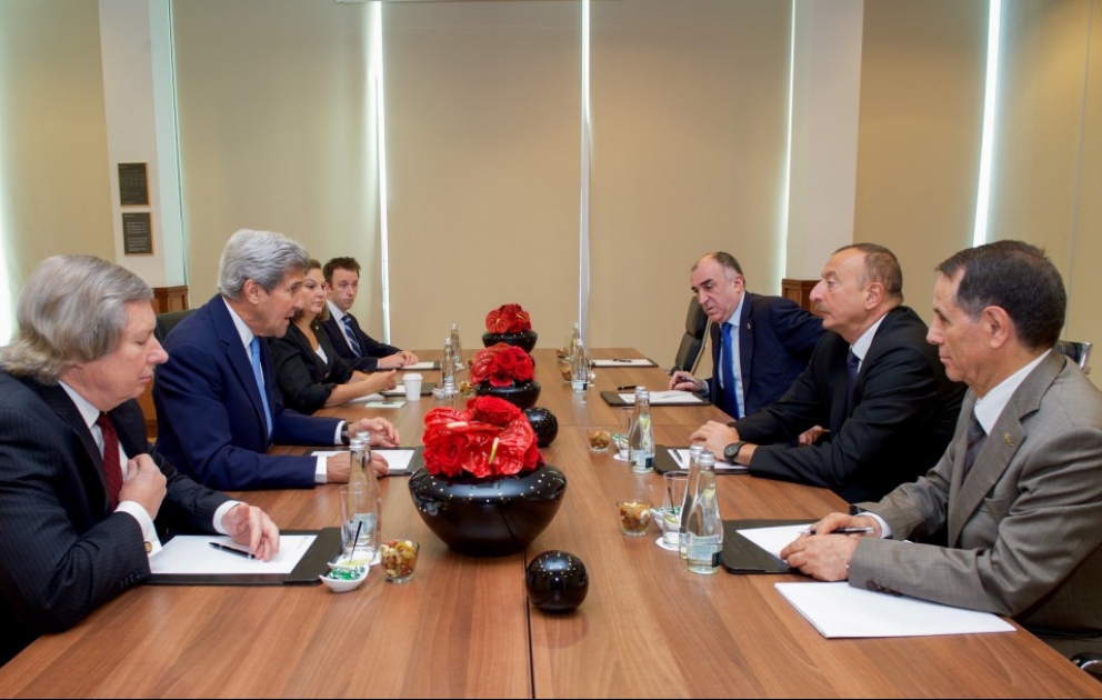 President Ilham Aliyev met with US Secretary of State John Kerry VIDEO
