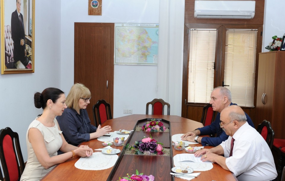 Des dirigeants des organes médiatiques de la province d’Astrakhan à l’AZERTAC VIDEO