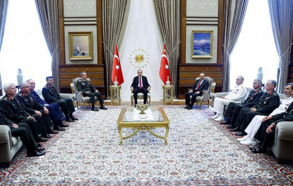 Prezident Rəcəb Tayyib Ərdoğan Ali Hərbi Şuranın üzvləri ilə görüşüb VİDEO