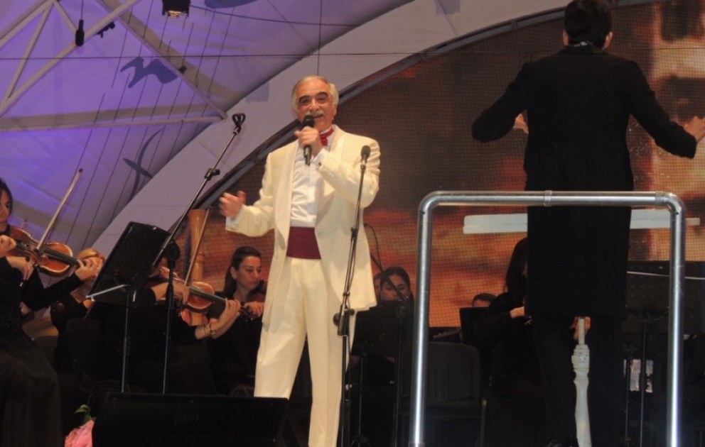 Qəbələdə VIII Beynəlxalq Musiqi Festivalının təntənəli açılış mərasimi olub VİDEO
