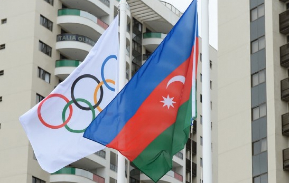 Im olympischen Dorf in Rio de Janeiro aserbaidschanische Fahne aufgezogen VIDEO