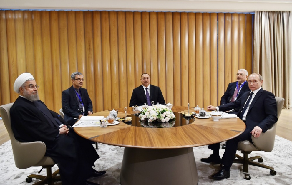 Bakou a accueilli la rencontre tripartite des présidents azerbaïdjanais, iranien et russe VIDEO