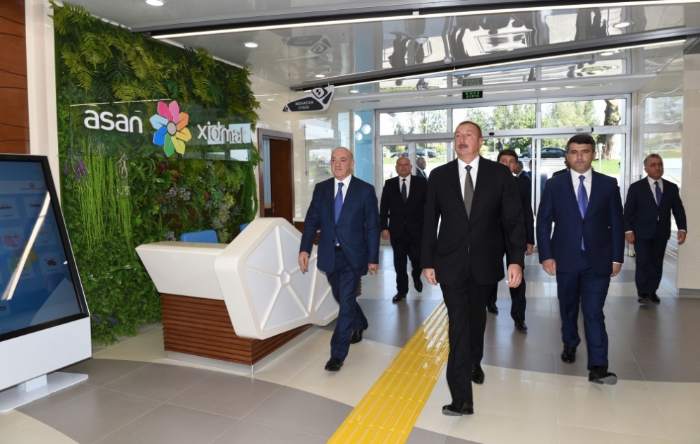 Prezident İlham Əliyev Qəbələ regional “ASAN xidmət” mərkəzinin açılışında iştirak edib [YENİLƏNİB] VİDEO