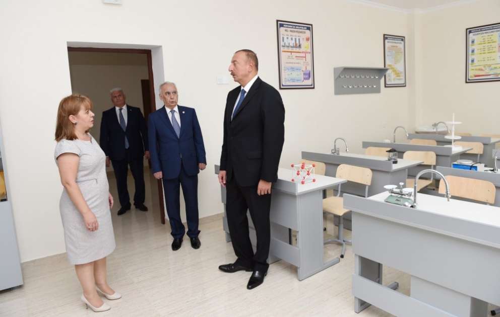 President Ilham Aliyev viewed conditions created at new block of school No. 245 in Baku VIDEO