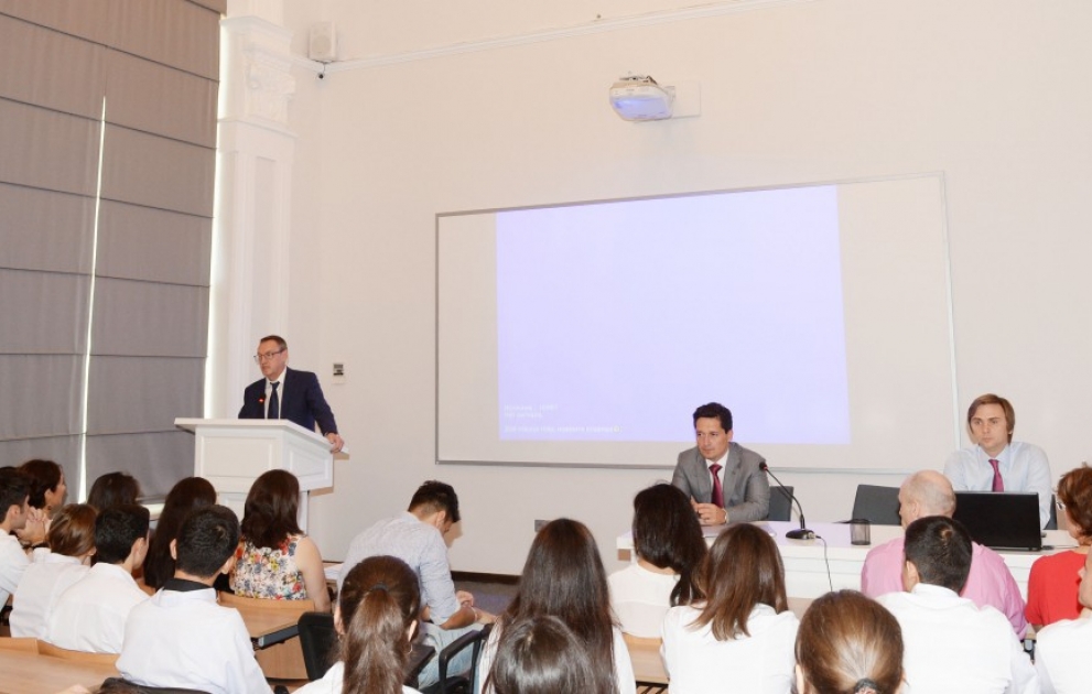 İ.M.Seçenov adına Birinci Moskva Dövlət Tibb Universitetinin Bakı filialında Bilik günü qeyd edilib VİDEO