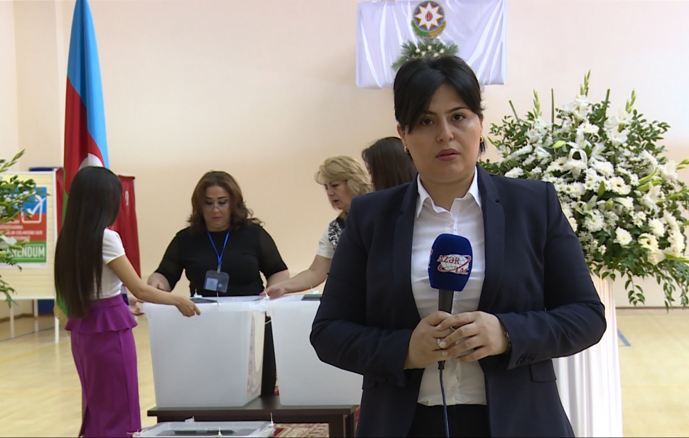 29 saylı Səbail seçki dairəsinin məntəqələrində fəallıq müşahidə olunur VİDEO