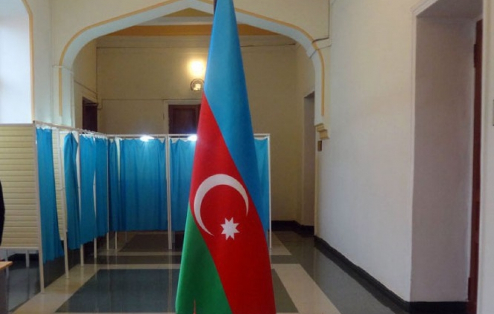 Les Azerbaïdjanais aux urnes pour un référendum VIDEO