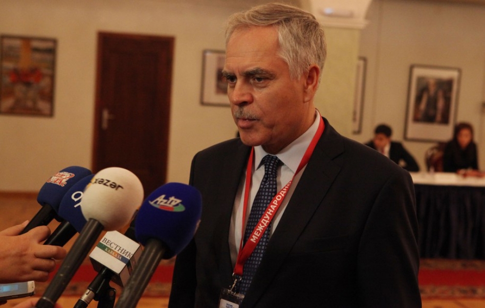 Moskva: MDB PA-nın müşahidəçisi seçki məntəqəsində yaradılmış şəraitlə maraqlanıb VİDEO