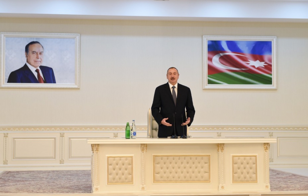 Sumqayıtda Heydər Əliyev Mərkəzinin yeni binasında şəhər ictimaiyyətinin nümayəndələri ilə görüş [YENİLƏNİB] VİDEO