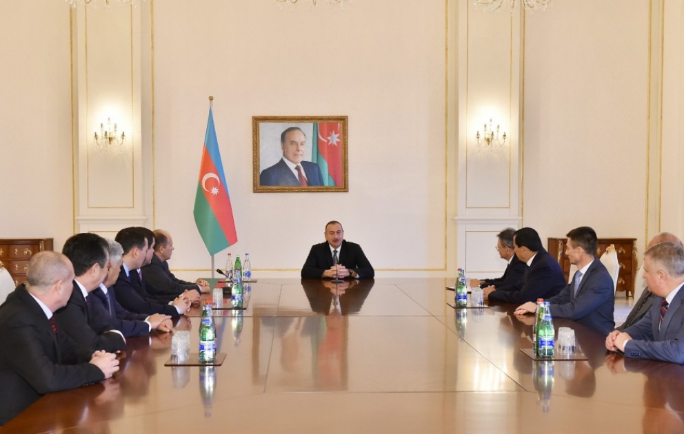 Le président azerbaïdjanais rencontre les participants de la réunion du Conseil des dirigeants des services de sécurité et spéciaux des Etats de la CEI VIDEO