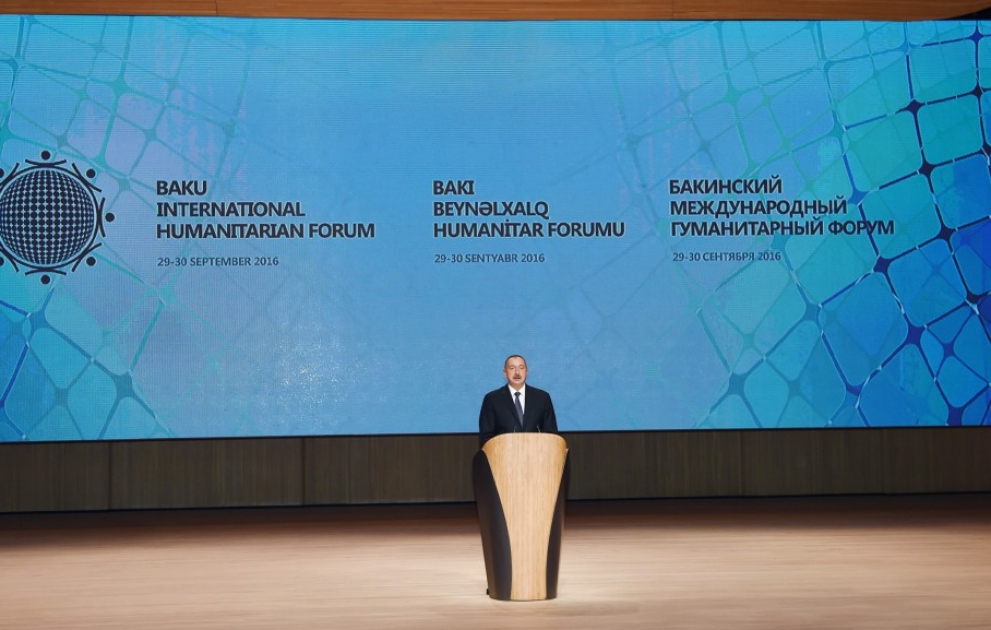 Bakıda V Beynəlxalq Humanitar Forum işə başlayıb Azərbaycan Prezidenti İlham Əliyev Forumun rəsmi açılış mərasimində iştirak edib [YENİLƏNİB] VİDEO