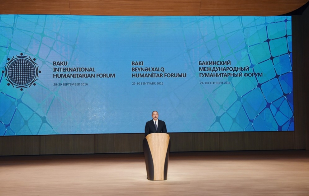 V. Internationales Humanitäres Forum Baku 2016 hat seine Arbeit begonnen VIDEO