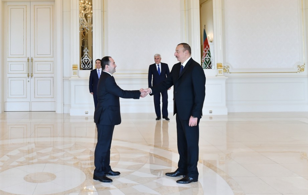 President Ilham Aliyev received credentials of incoming Romanian Ambassador [UPDATED] VIDEO