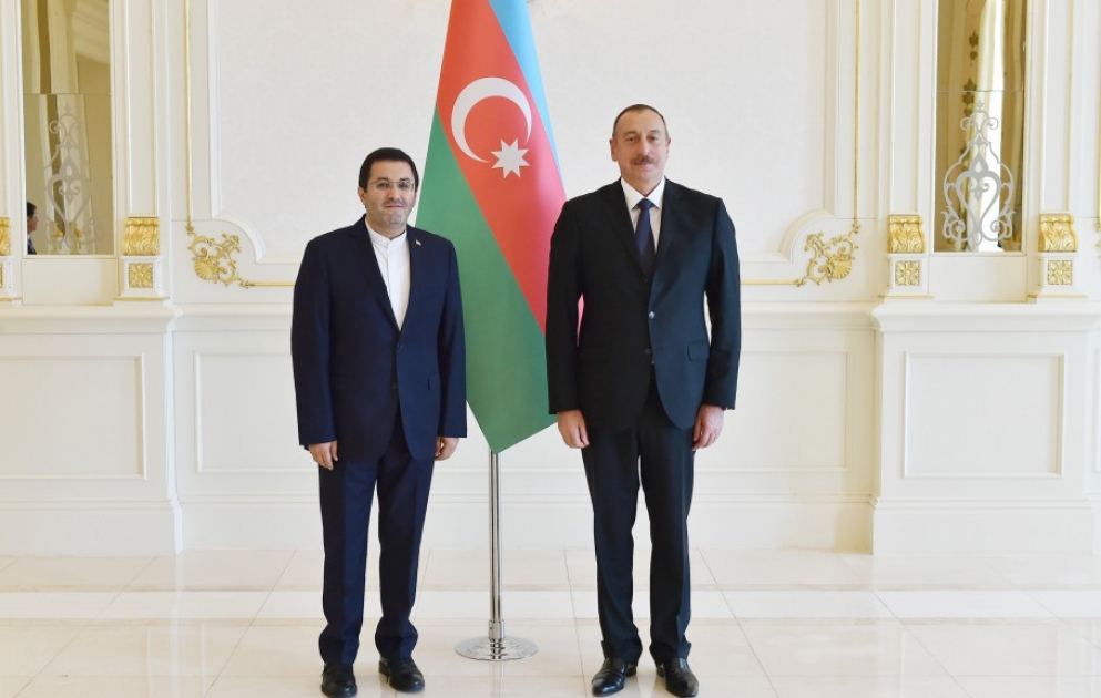 Le nouvel ambassadeur iranien remet ses lettres de créance au président Ilham Aliyev [mis à jour] VIDEO
