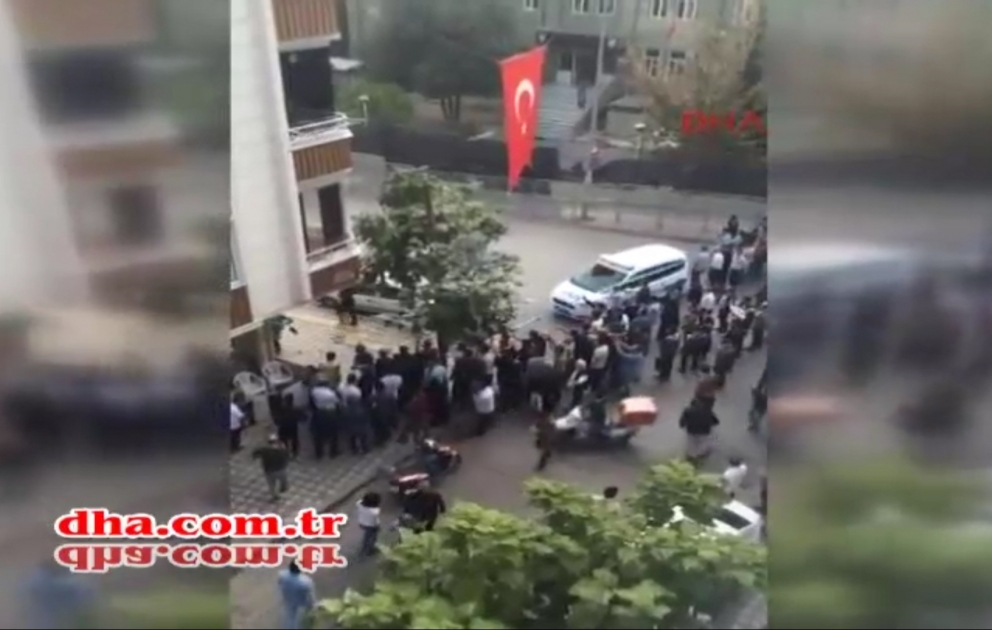 İstanbuldakı terror aktı nəticəsində yaralananların sayı 10-a çatıb [YENİLƏNİB] VİDEO