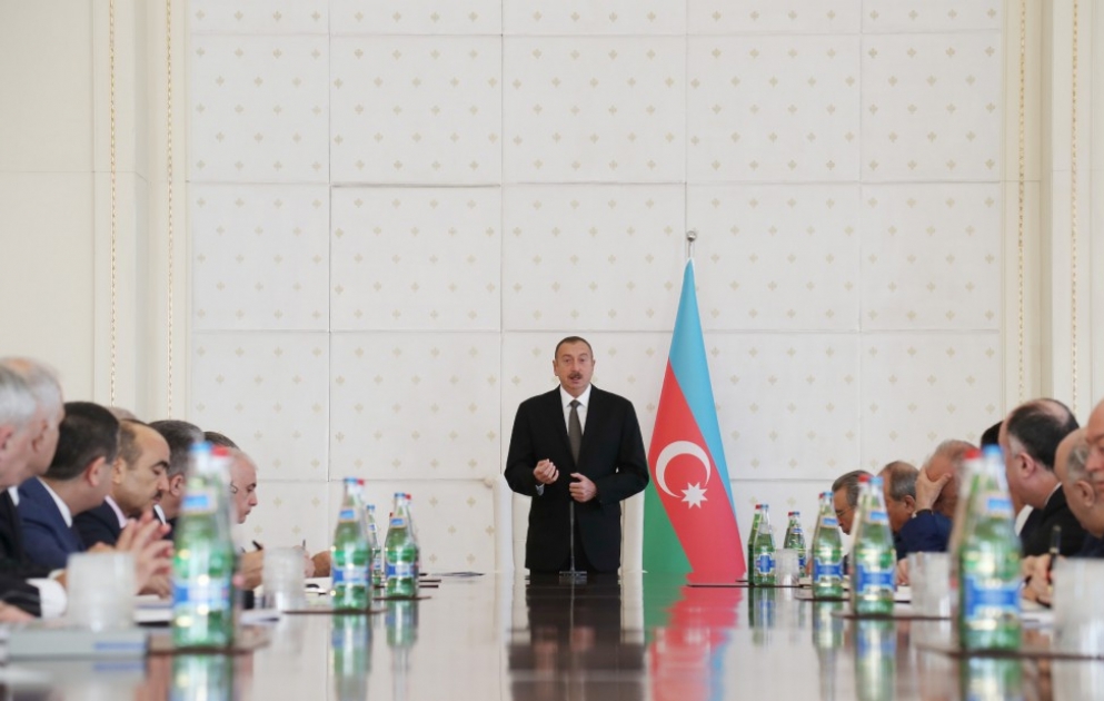 President Ilham Aliyev chaired meeting of Cabinet of Ministers dedicated to results of socio-economic development in nine months of 2016 and future objectives VIDEO