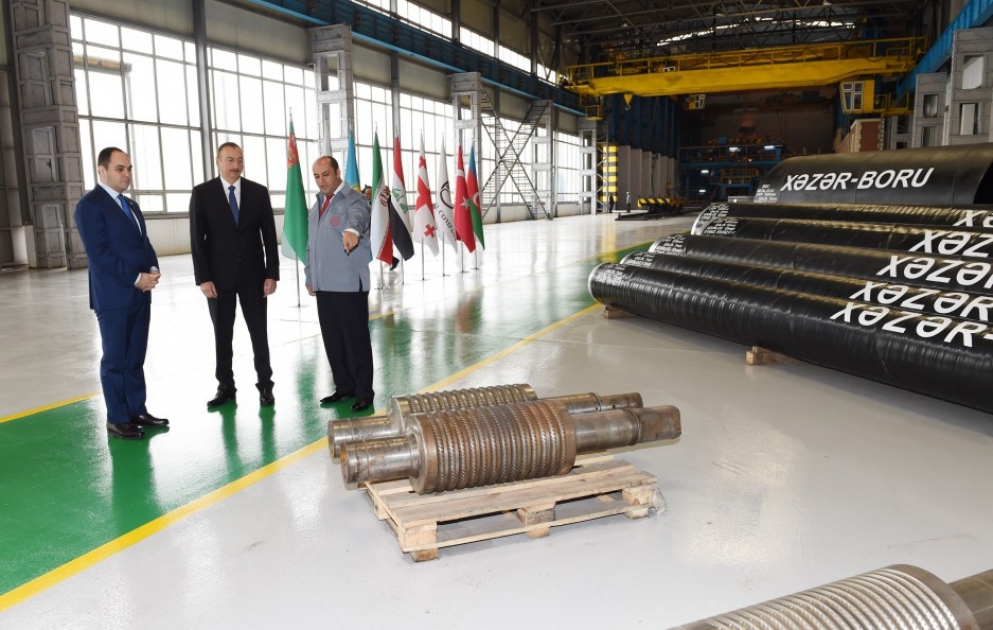 Le président Ilham Aliyev inaugure une usine d’oxygène à Bakou VIDEO