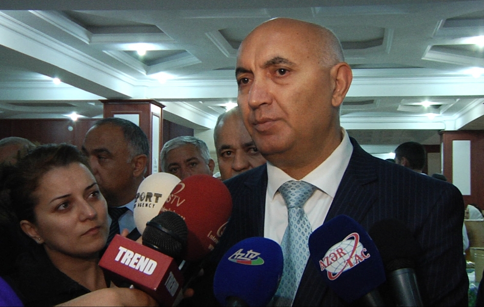 İlin sonunadək Bakıda 3 böyük “yaşıl market” fəaliyyətə başlayacaq VİDEO