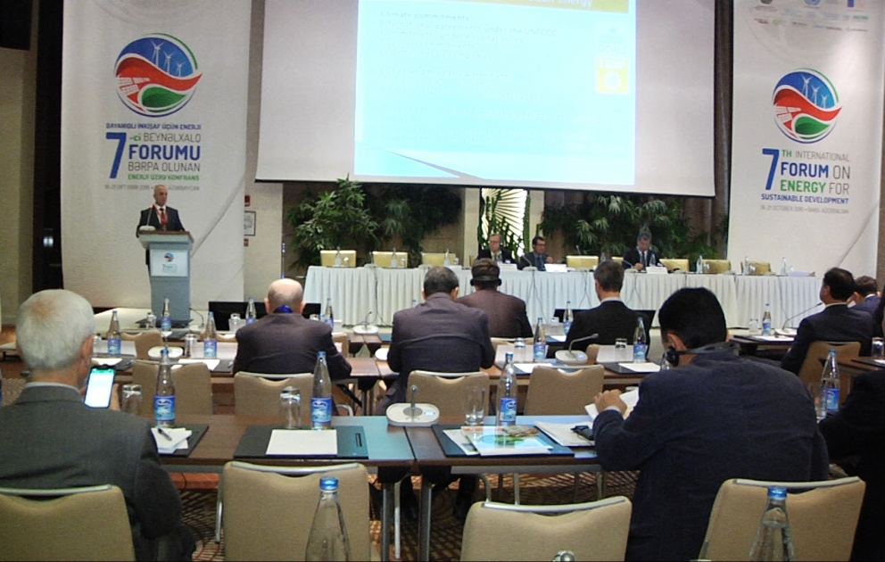 Bakıda “Bərpaolunan energetikanın inkişafı” Beynəlxalq konfransı keçirilib VİDEO