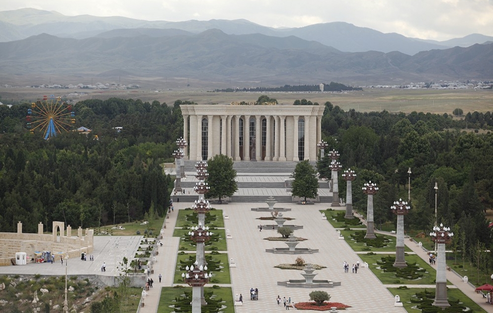 Heydər Əliyev adına park kompleksi gəncəlilərin və şəhərin qonaqlarının sevimli istirahət məkanıdır VİDEO