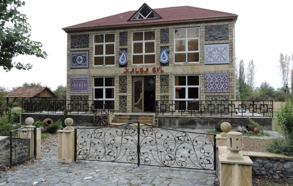 Zaqataladakı “Xalça evi” qədim xalçaçılıq ənənələrini təbliğ edir VİDEO