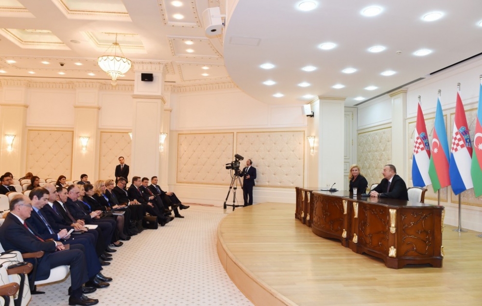 Президенты Азербайджана и Хорватии выступили с заявлениями для печати [ОБНОВЛЕНО] ВИДЕО