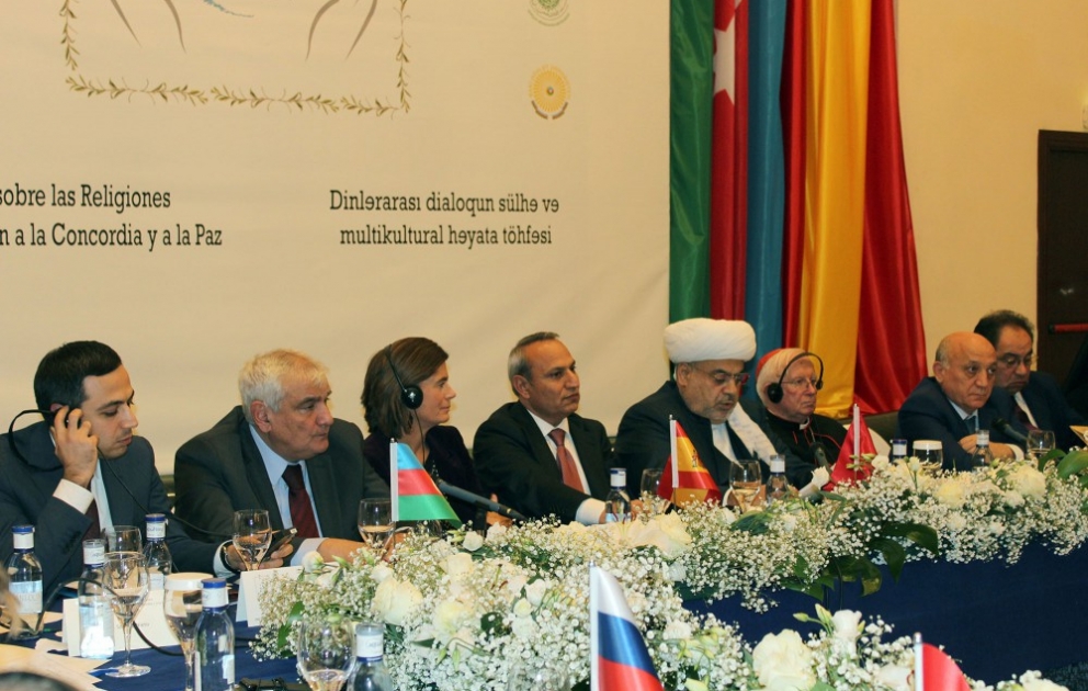 Madriddə dinlərarası dialoqun sülhə və multikultural həyata töhfəsi mövzusunda konfrans keçirilib VİDEO