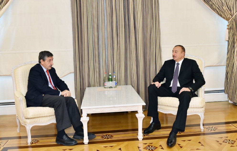 Präsident Ilham Aliyev empfängt den ICF-Präsidenten VIDEO