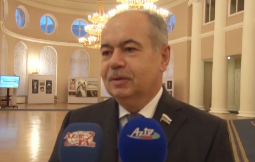 И.Умаханов: Наблюдатели дали самую высокую оценку организации референдума в Азербайджане ВИДЕО